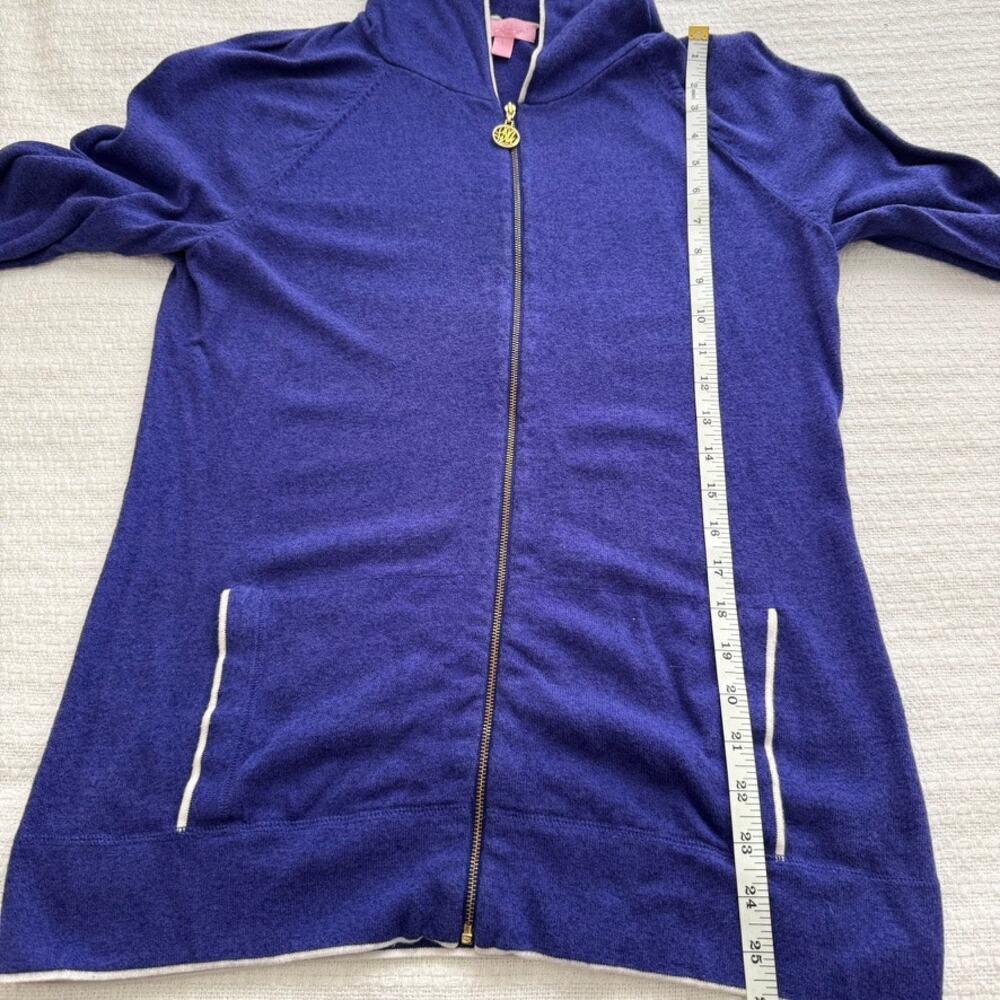 Large Lilly Pulitzer blue Josephine hoodie with white trim - Picture 6 of 6